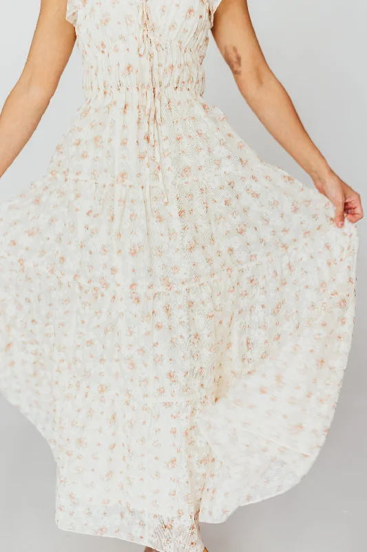 Charming Floral & Gingham Ruffled Maxi Dress in Cream/Peach Floral