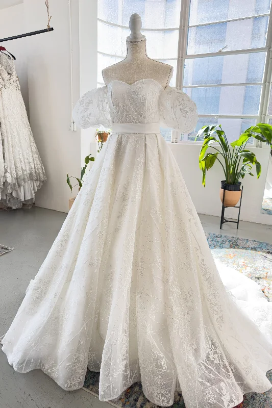 A-Line Chapel Train  Lace Tulle Wedding Dress CW2986