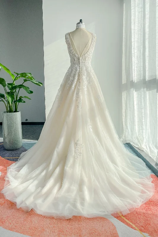 A-Line Court Train Lace Tulle Wedding Dress CW3153