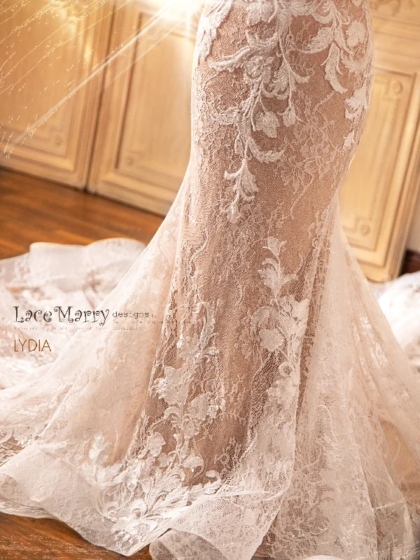 LYDIA / Magnificent Wedding Dress with Beaded Lace Design