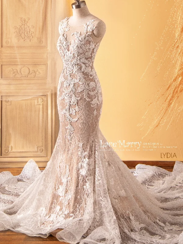 LYDIA / Magnificent Wedding Dress with Beaded Lace Design