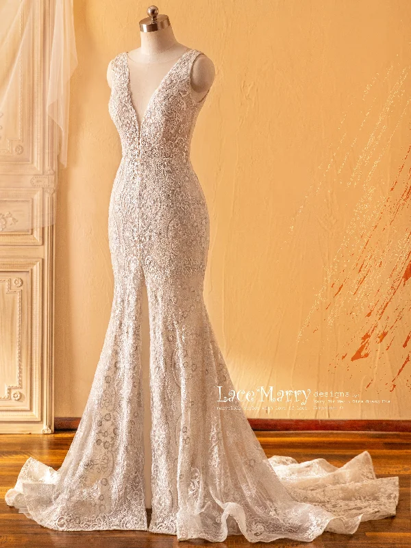 SEDEFE / Fitted Wedding Dress with Slit on the Front