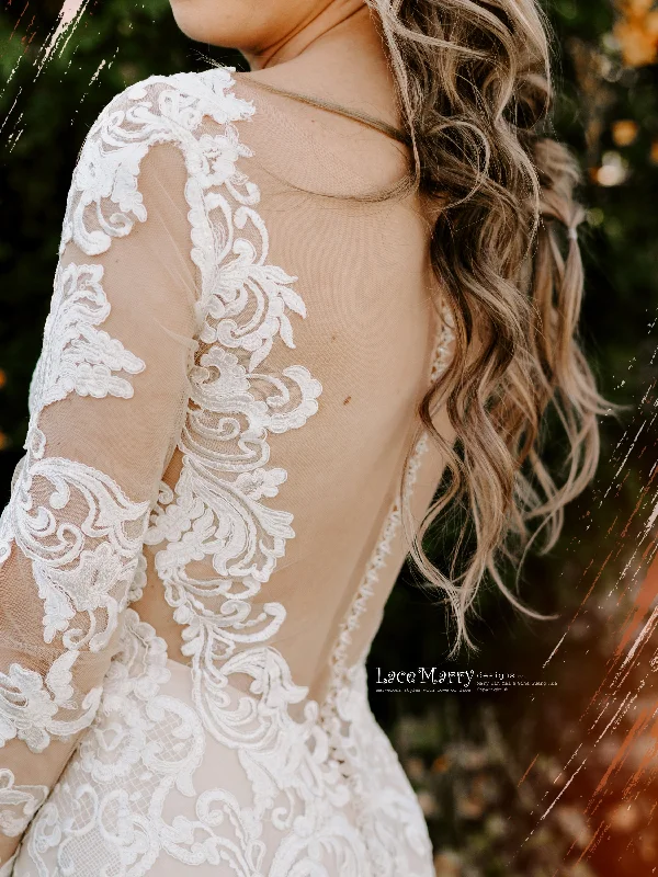 SKYE / Gorgeous Fitted Lace Wedding Dress with Long Sleeves