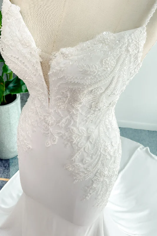 Trumpet-Mermaid Court Train Lace Stretch Satin Wedding Dress CW3137