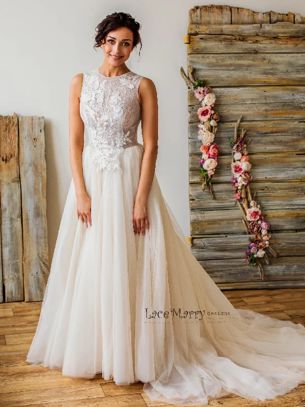 Charming Lace Wedding Dress with Flowers and Birds Beaded Embroidery