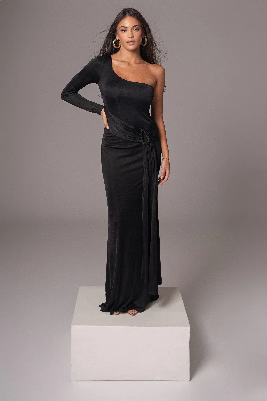 The Best Sale of the Year!Black Muoi Maxi Dress
