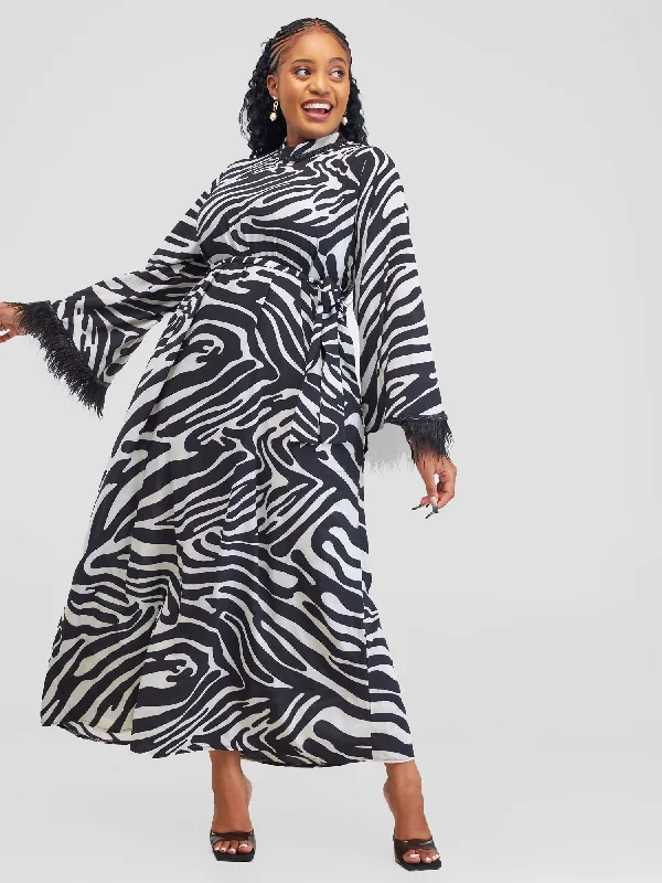 Your Dream Deal is Here!Malak Modest Malaika Dress - Black / White
